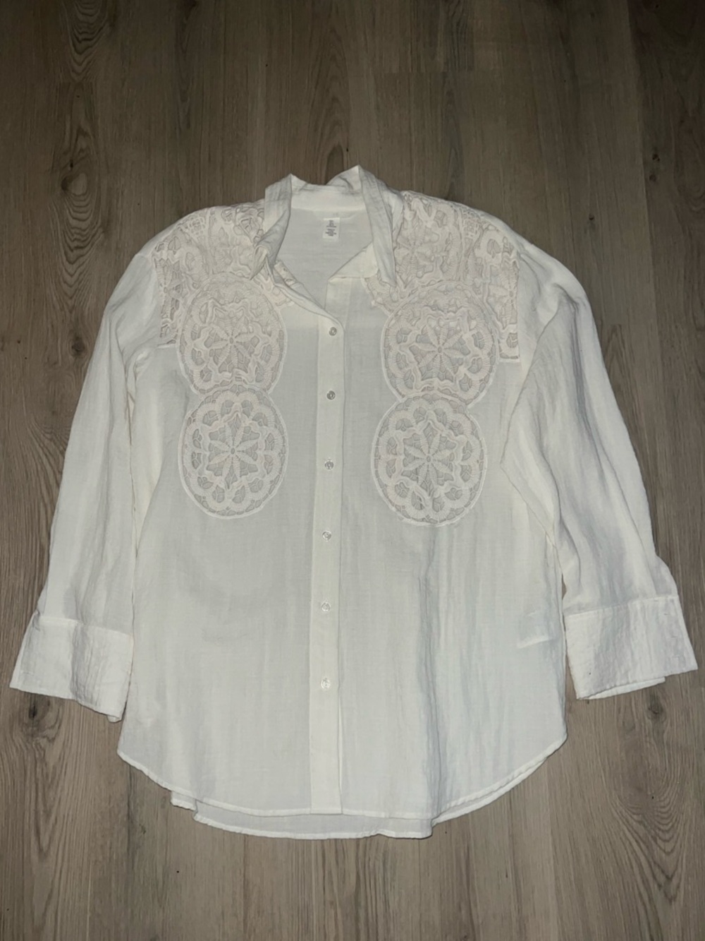 H&M White Lace Embroidered Oversized Button Down Top Size L